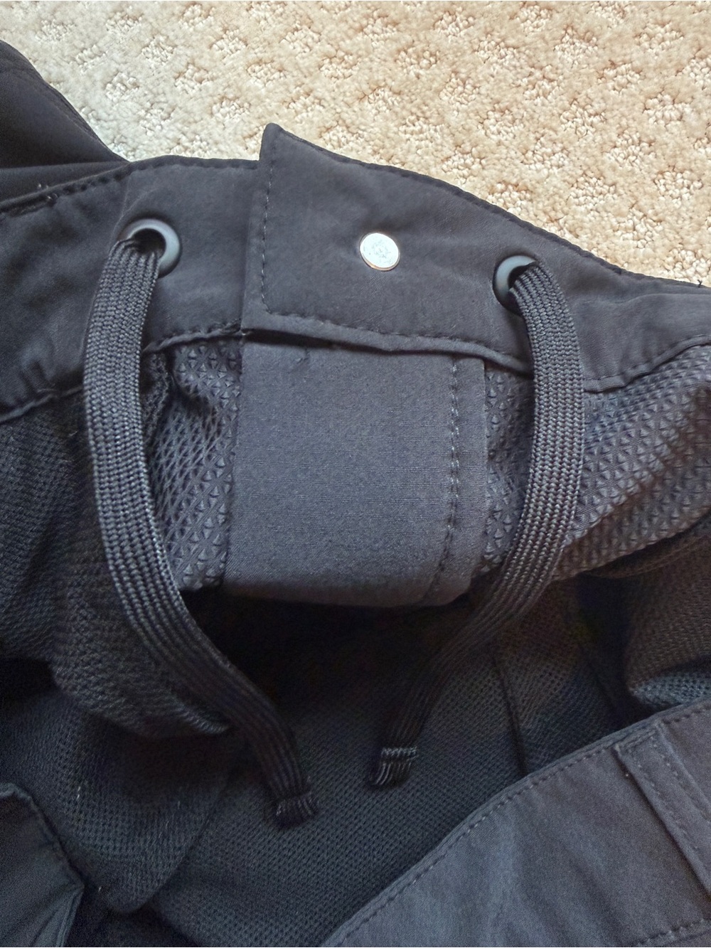 Men’s Northface packable sun shorts, size 32 black - Picture 9 of 14